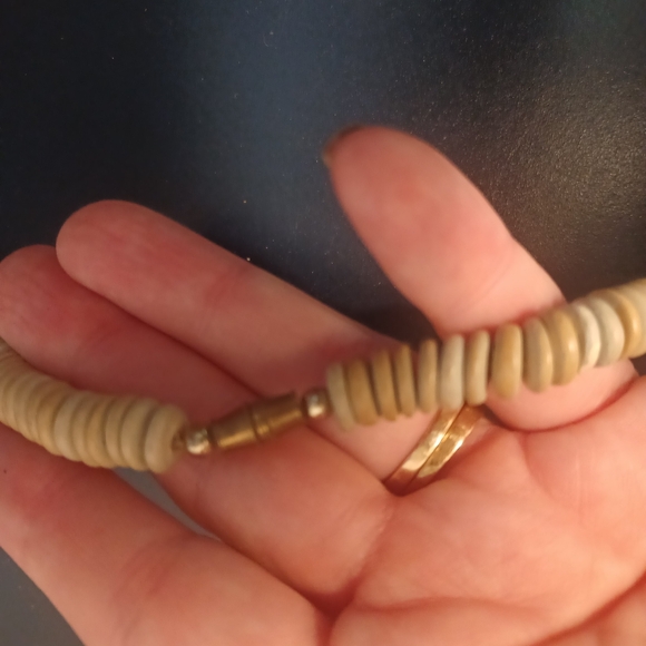 Colorful Parrot Necklace - Picture 12 of 15